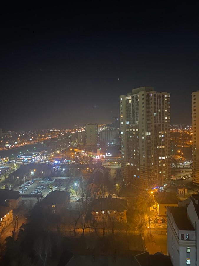 Супервидовая квартира в 3 мин от метро Киев Экстерьер фото